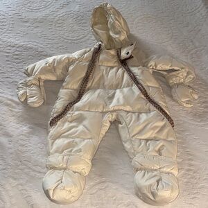 UGG Australia Unisex Cream Hooded Baby Snowsuit detachable Mittens & Booties